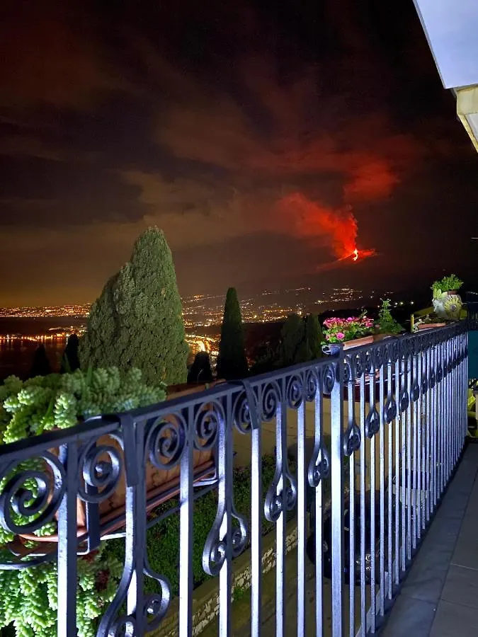 Bed & Breakfast Chiaro Di Luna Taormina Italy